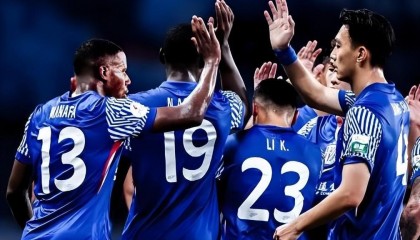 真人-申花冬训已迎来两位新外援，未来将把重心放到内援补强，值得期待